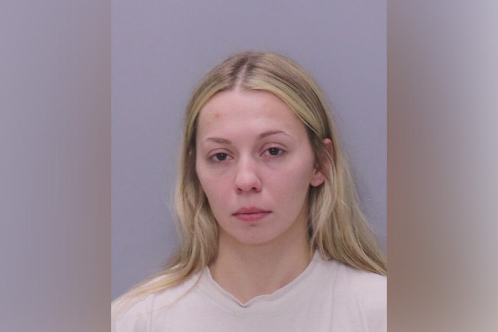 Headshot of blonde woman.