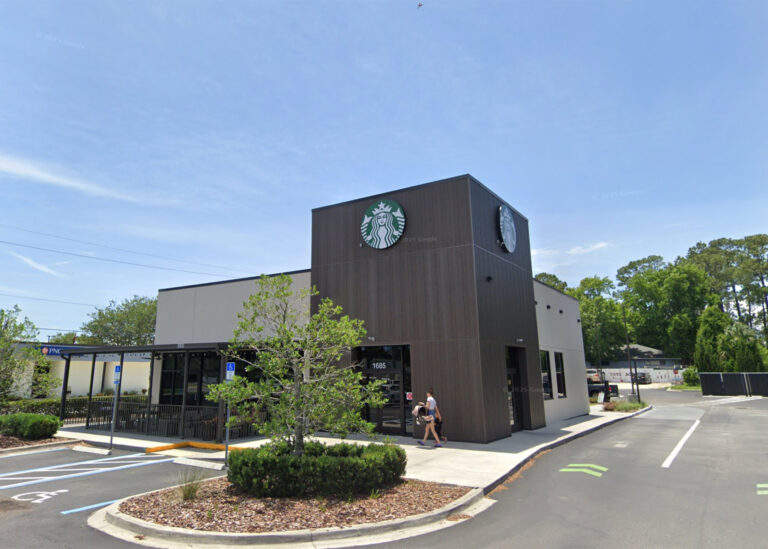 Picture of a Florida Starbucks