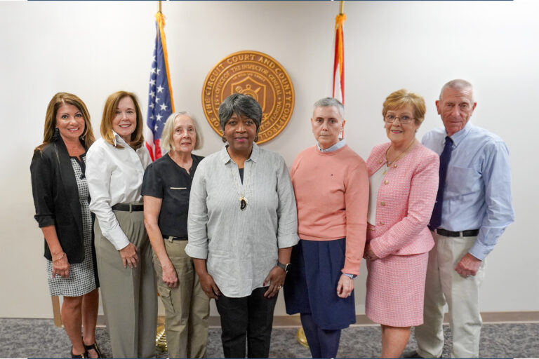 Group picture of volunteers