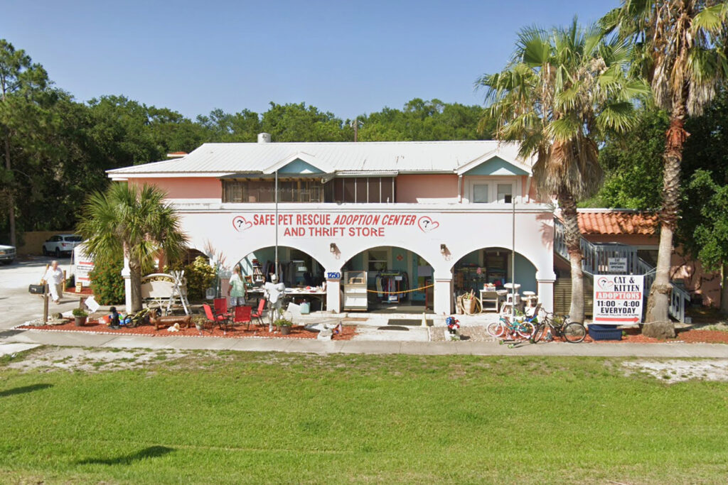 Thrift store exterior